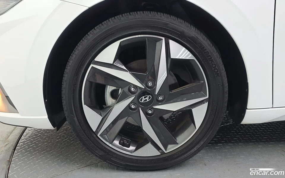 Hyundai Avante 1.6 2022 — миниатюра 5