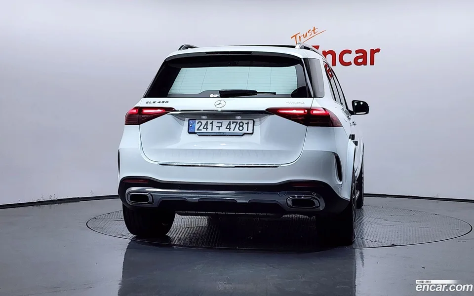 Mercedes-Benz GLE-Class GLE450 4MATIC 2024 — миниатюра 4