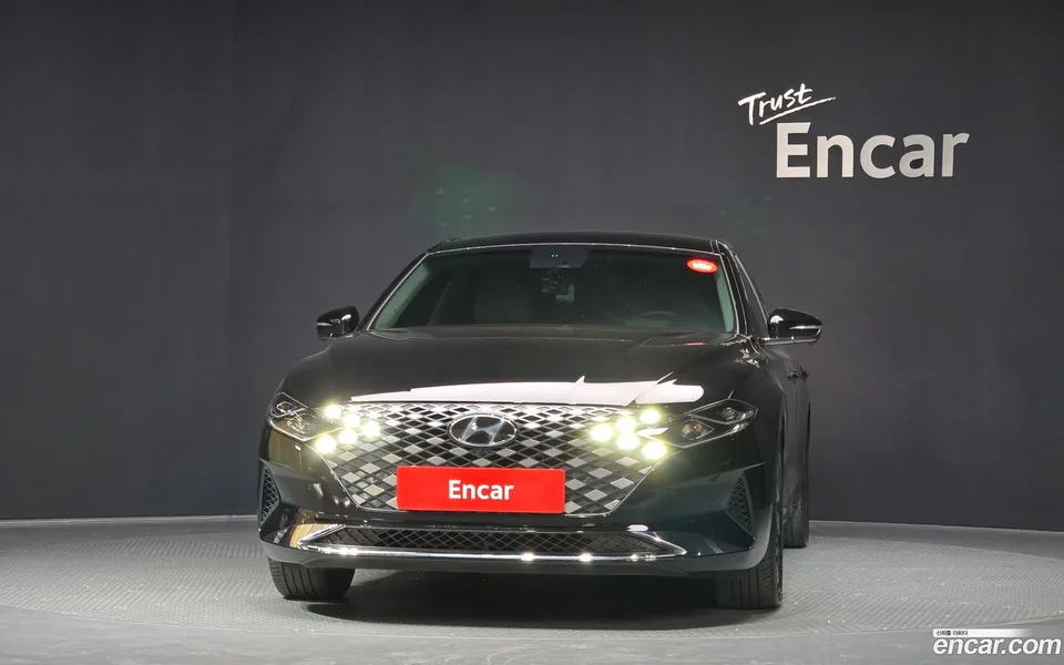 Hyundai Grandeur IG Hybrid 2022 — миниатюра 3