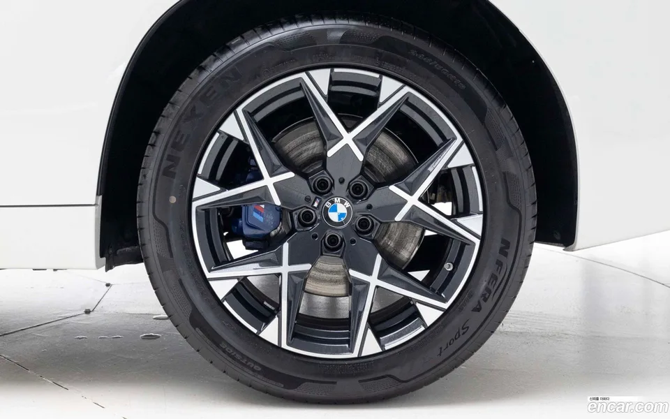 BMW X3 xDrive 20 M 2025 — миниатюра 2
