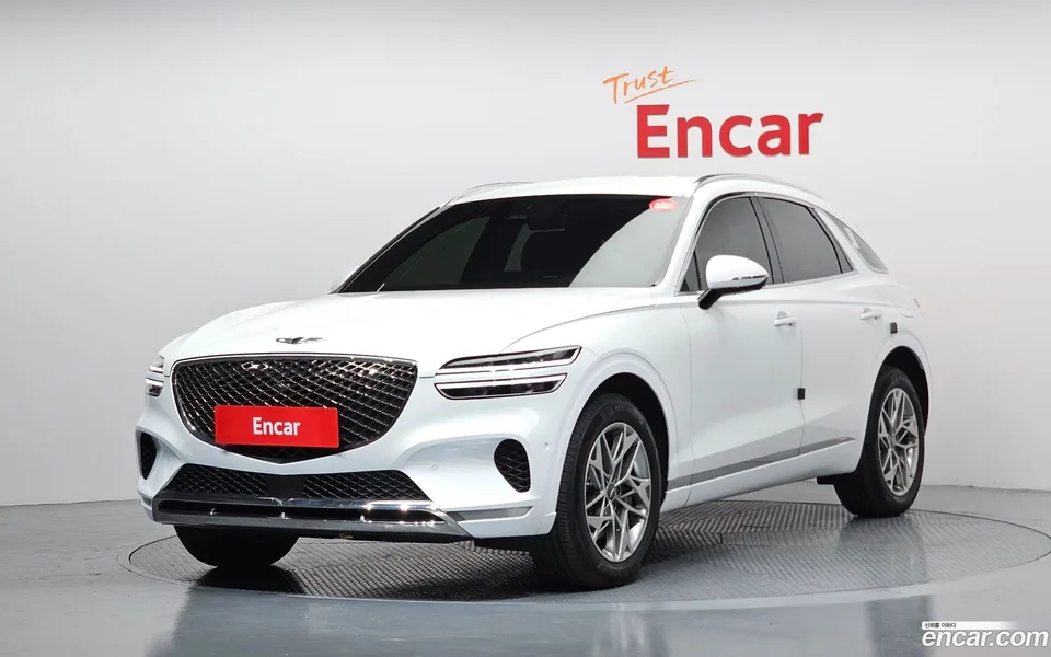 Genesis GV70 2.5T 2WD 2022 — фото 1, купить с доставкой в Москву