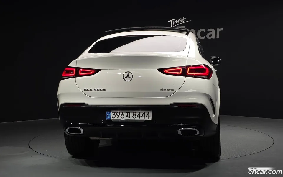 Mercedes-Benz GLE-Class GLE400d 4MATIC 2022 — миниатюра 4