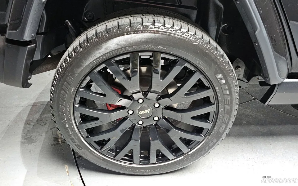Jeep Wrangler 2.0 4 2023 — миниатюра 2