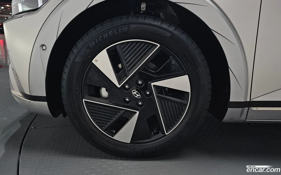 Hyundai Ioniq 5 2024 — миниатюра 2