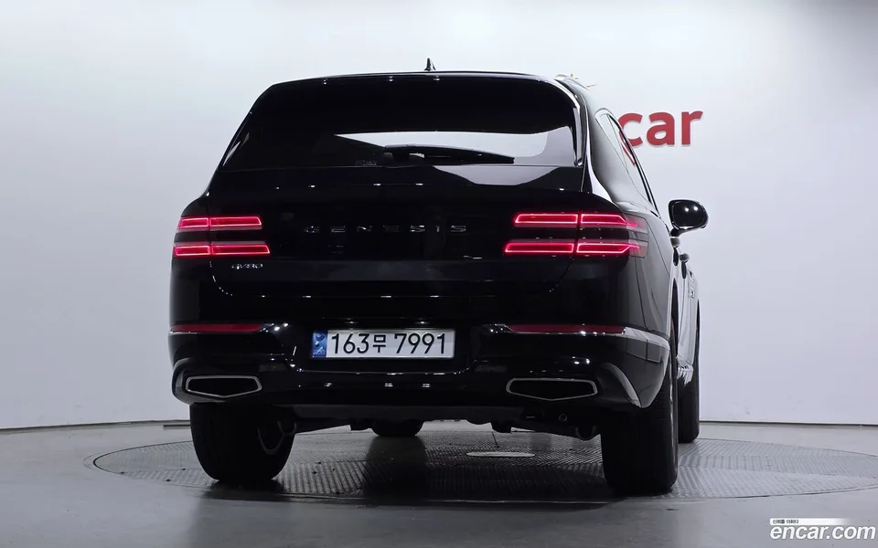Genesis GV80 2.5T 2WD 2023 — миниатюра 4