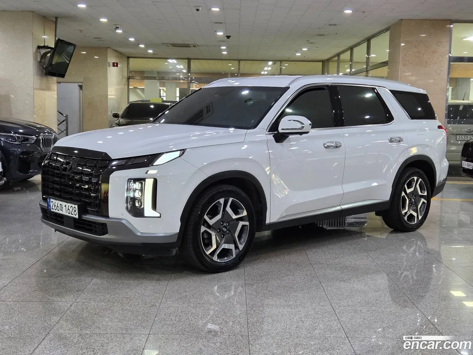Hyundai Palisade 3.8 2WD 2023 — фото 1, купить с доставкой в Москву