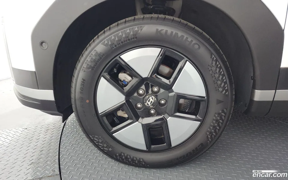 Hyundai SantaFe HEV 1.6 2WD 2024 — миниатюра 2