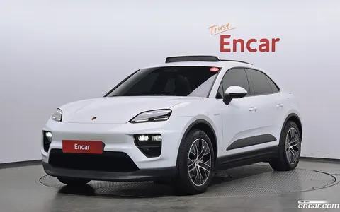 Porsche Macan Electric 2025 buy in Moscow