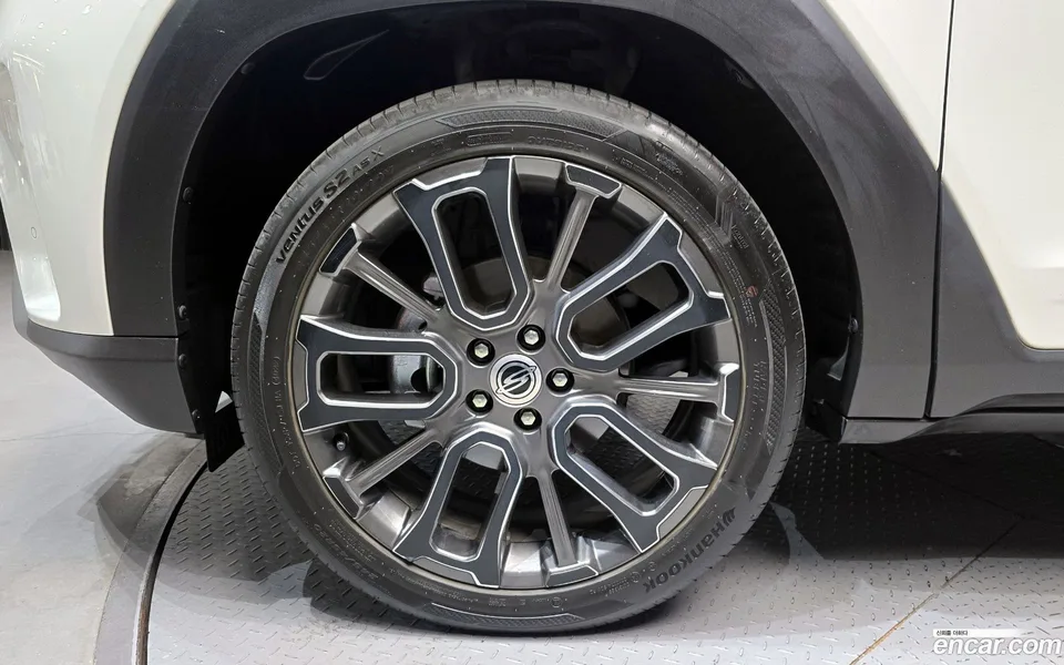 KG Mobility Torres 1.5 2WD 2022 — миниатюра 5