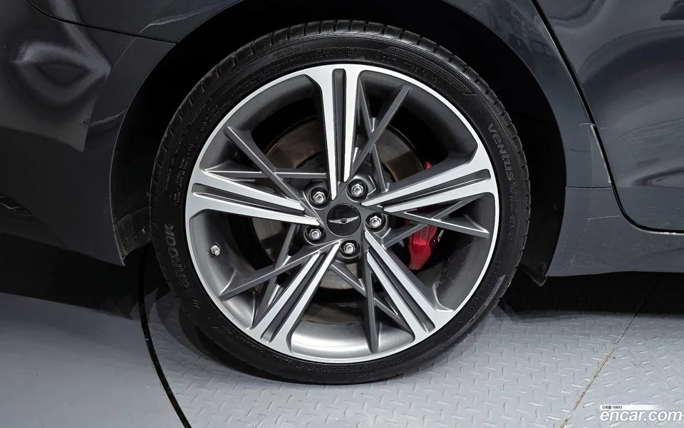 Genesis G70 2.5T 4WD 2023 — миниатюра 5