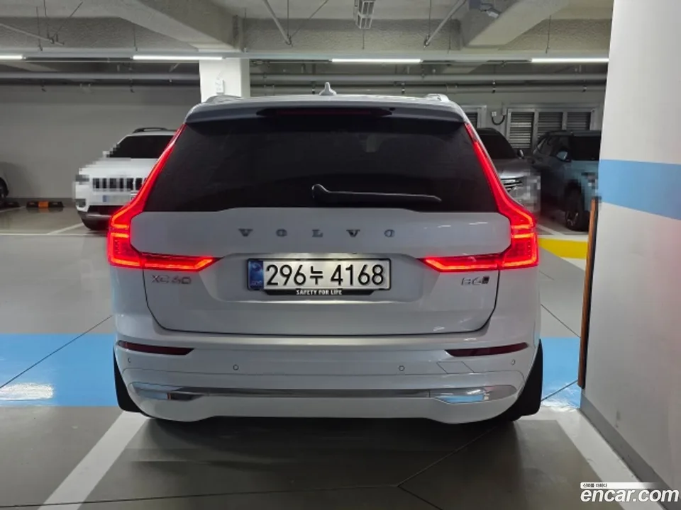 Volvo XC60 B6 2025 — миниатюра 4