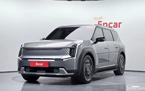 Kia EV9 2023 buy in Moscow