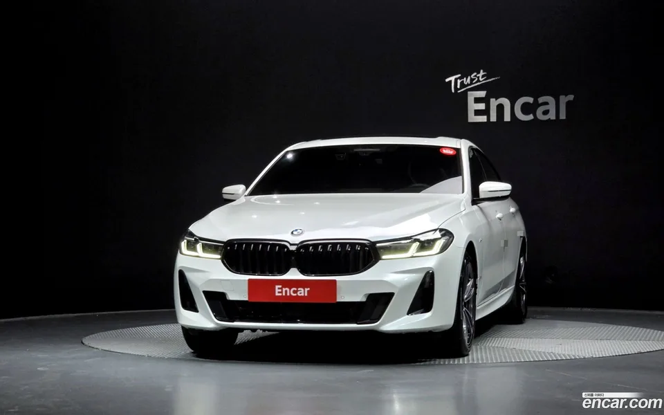 BMW 6 Series GT 620d xDrive M 2022 — миниатюра 3