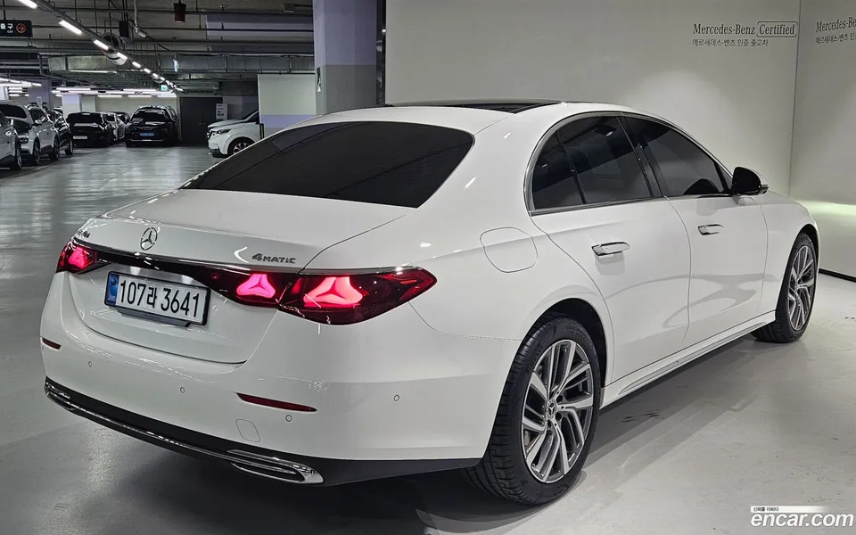 Mercedes-Benz E-Class E220d 4MATIC 2025 — миниатюра 4