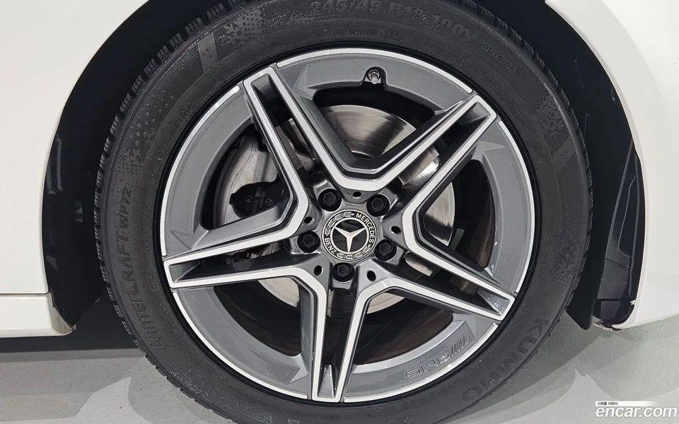 Mercedes-Benz E-Class E250 AMG Line 2023 — миниатюра 5