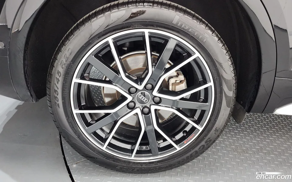 Audi Q5 45 TFSI 2023 — миниатюра 2