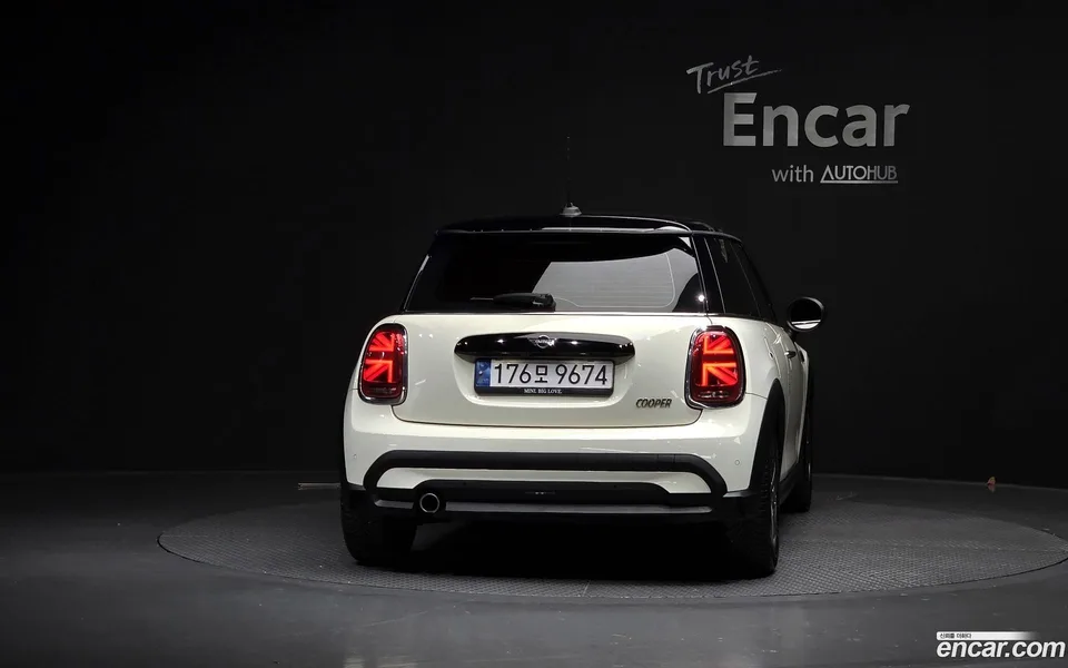 MINI Cooper 2022 — миниатюра 4