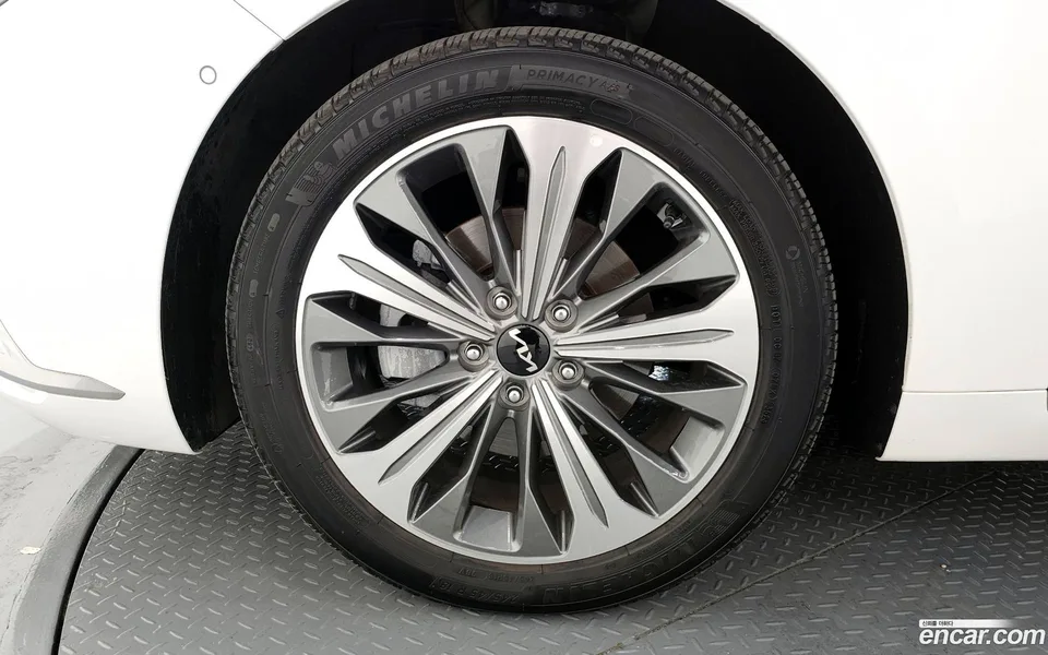 Kia K8 Hybrid 2024 — миниатюра 2
