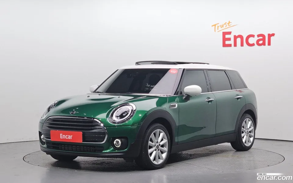 MINI Cooper Clubman 2022 — фото 1, купить с доставкой в Москву
