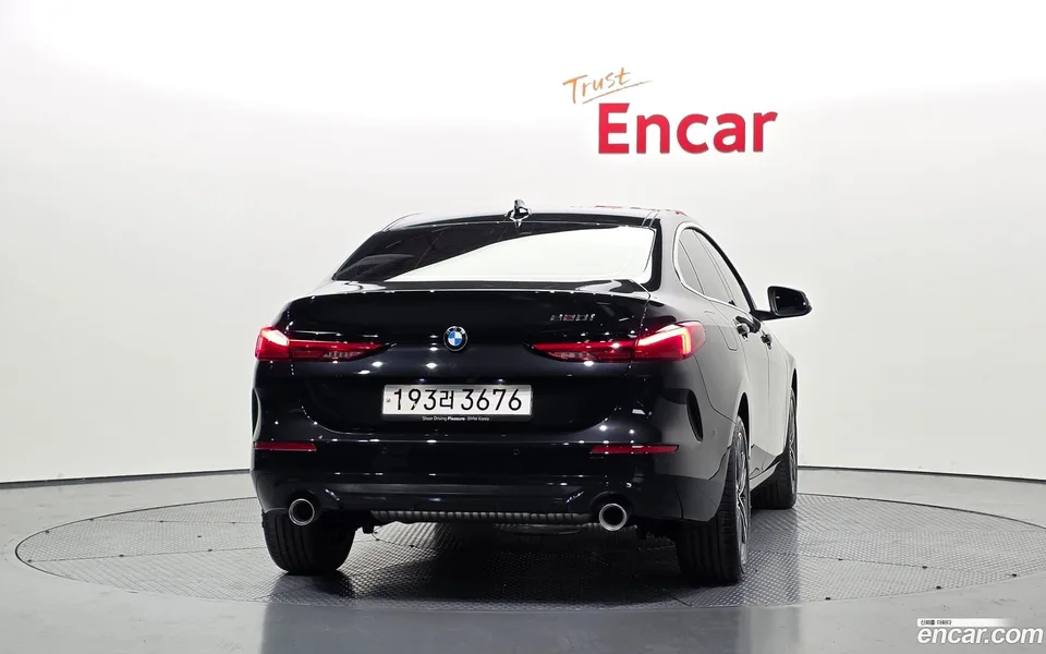 BMW 2 Series Gran Coupe 220i 2024 — миниатюра 4