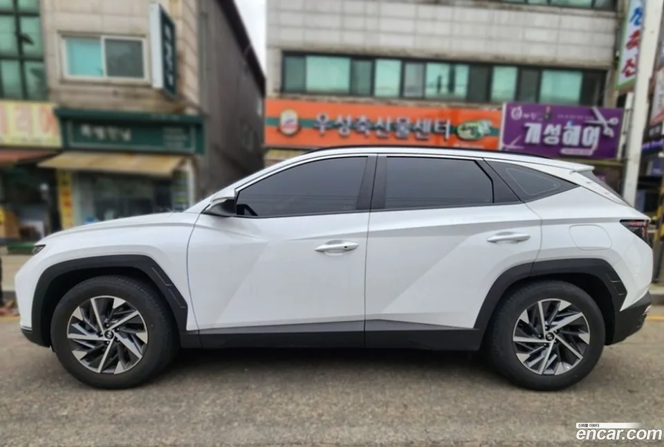 Hyundai Tucson 1.6 2WD 2023 — миниатюра 3