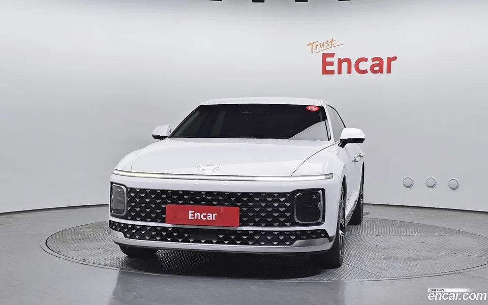 Hyundai Grandeur Hybrid 2023 — миниатюра 3