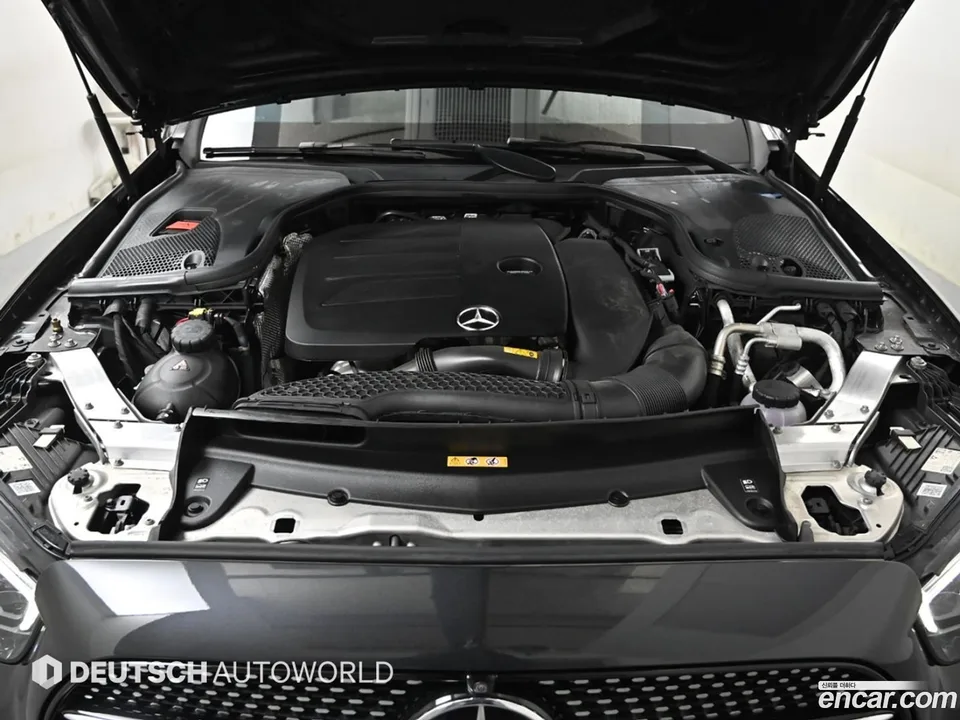 Mercedes-Benz E-Class E350 4MATIC AMG Line 2022 — миниатюра 5