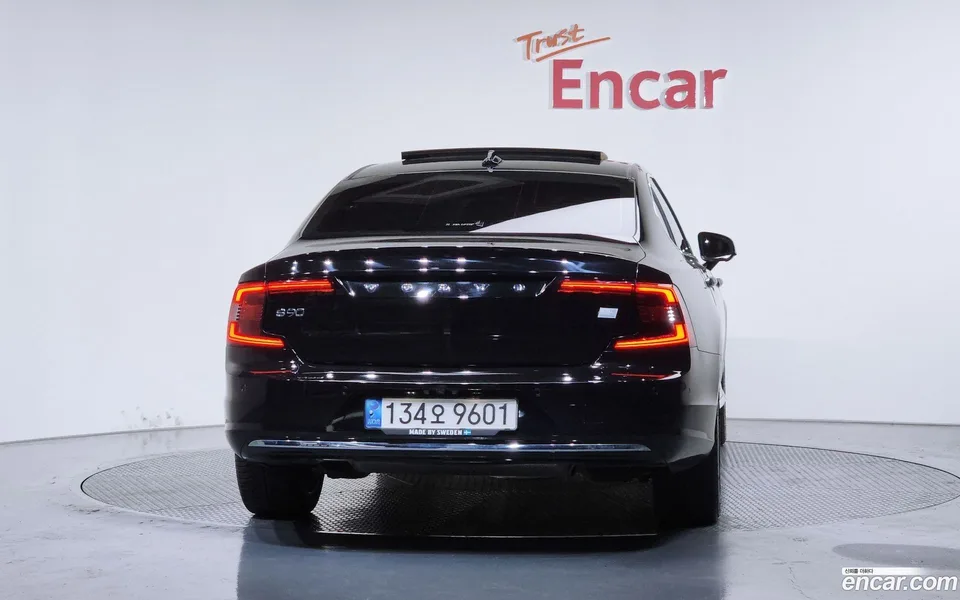 Volvo S90 T8 AWD 2022 — миниатюра 4