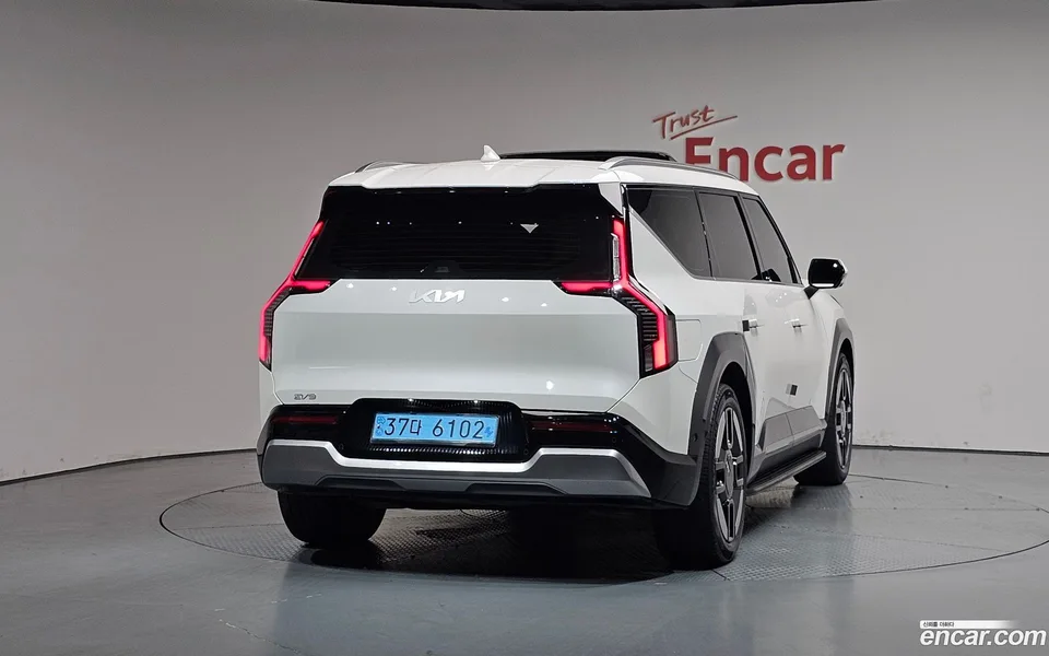 Kia EV9 4WD 2023 — миниатюра 4