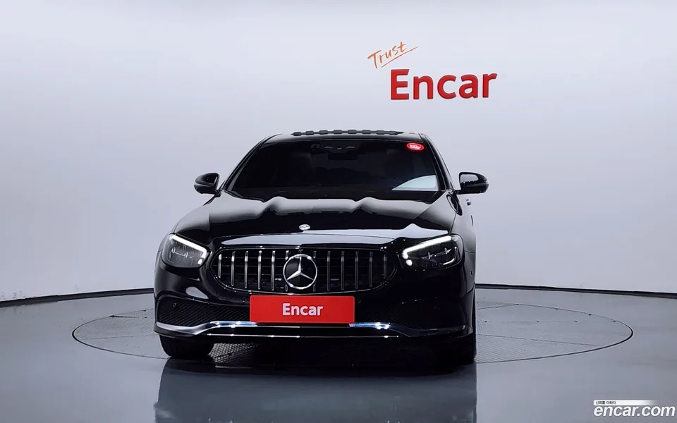 Mercedes-Benz E-Class E250 2023 — миниатюра 3