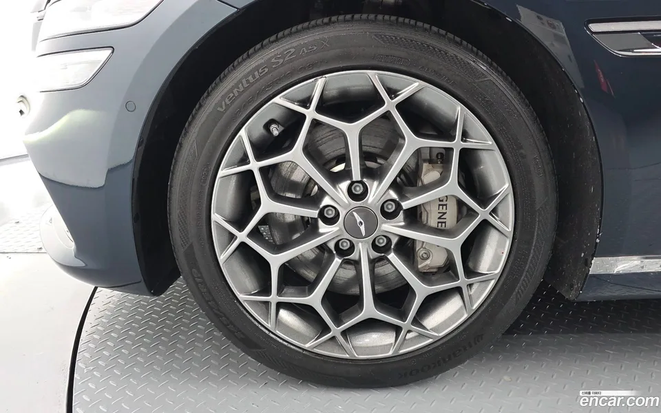 Genesis G80 2.5 2WD 2022 — миниатюра 2