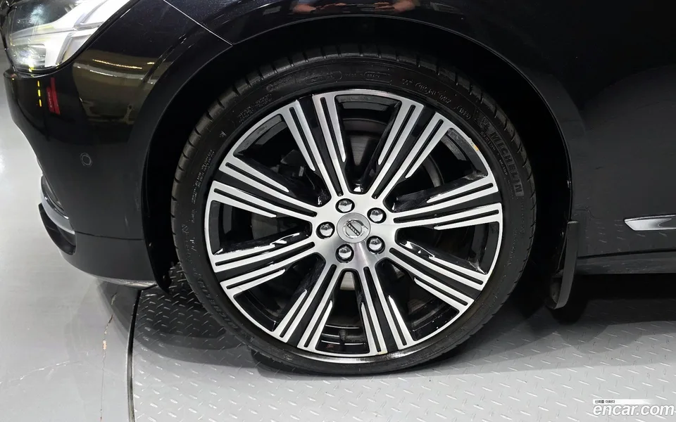 Volvo S90 B6 AWD 2022 — миниатюра 5