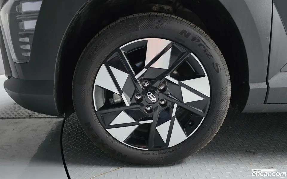 Hyundai Kona Hybrid 2023 — миниатюра 2