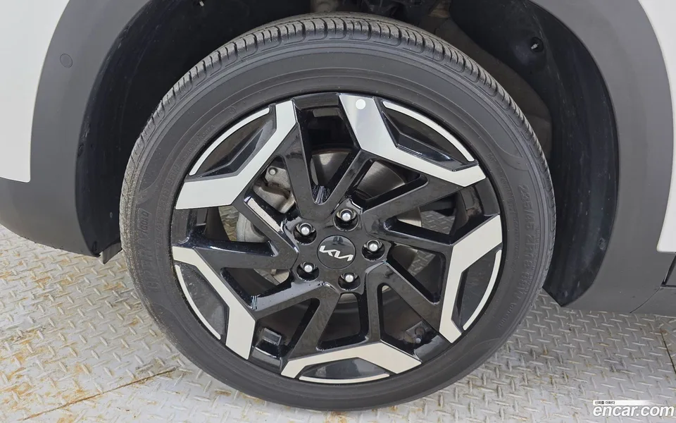 Kia Seltos 2.0 2WD 2022 — миниатюра 2