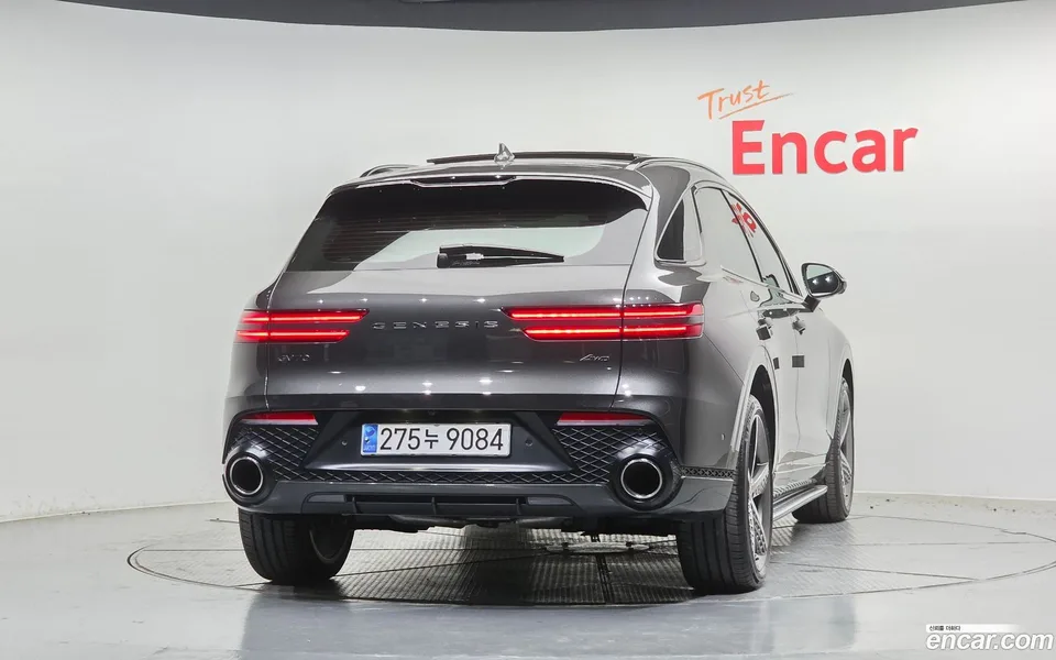 Genesis GV70 2.5T 2WD 2023 — миниатюра 4