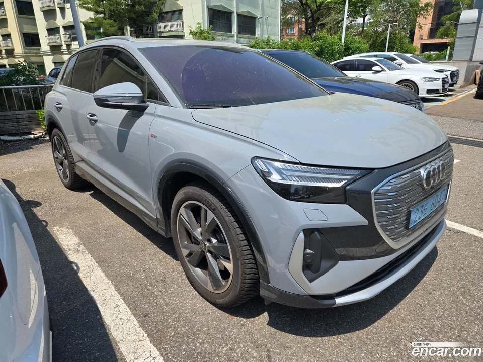 Audi Q4 e-tron 40 2022 — миниатюра 2