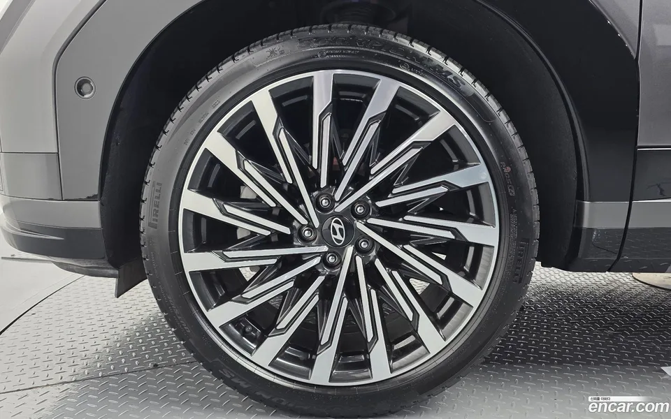 Hyundai SantaFe 2.5T 2WD 2023 — миниатюра 5