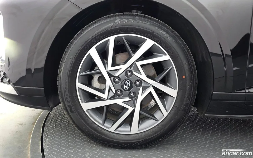 Hyundai Grandeur 2.5 2WD 2023 — миниатюра 5