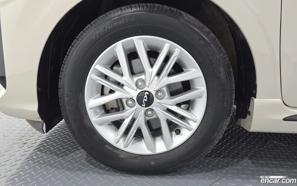 Kia Morning Urban 2023 — миниатюра 2
