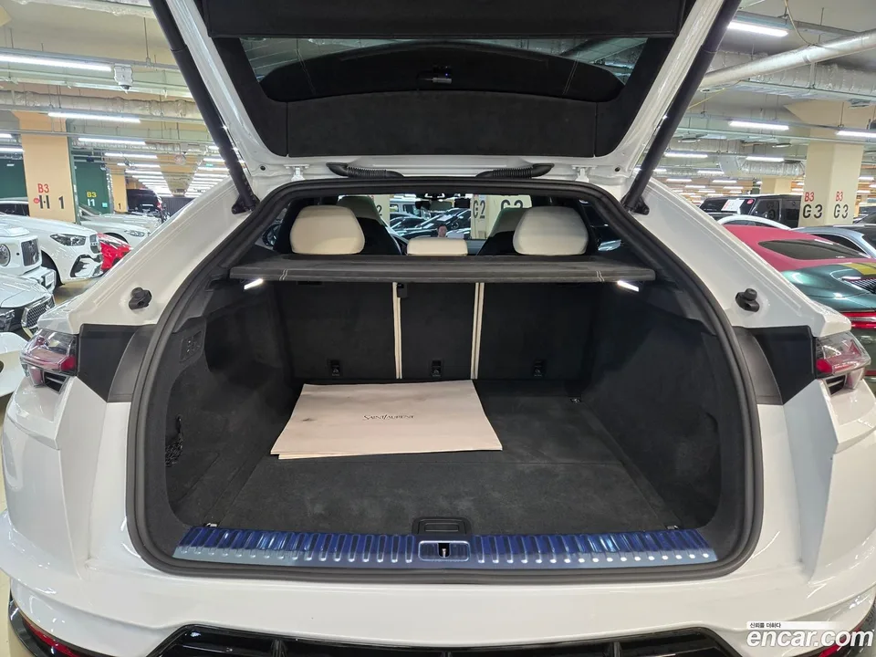 Lamborghini Urus 4.0 V8 S 2023 — миниатюра 5