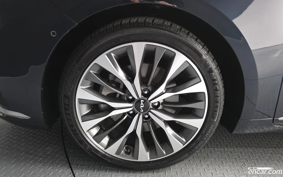 Kia K8 2.5 2WD 2023 — миниатюра 5