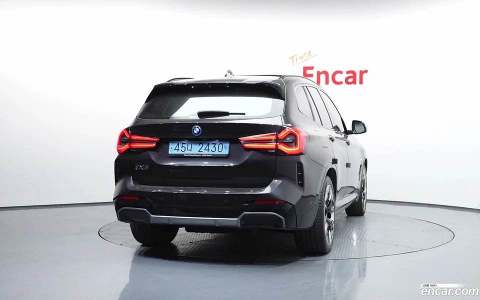 BMW iX3 M 2022 — миниатюра 4