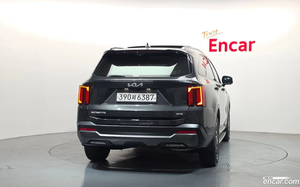 Kia Sorento HEV 1.6 4WD 2023 — миниатюра 4