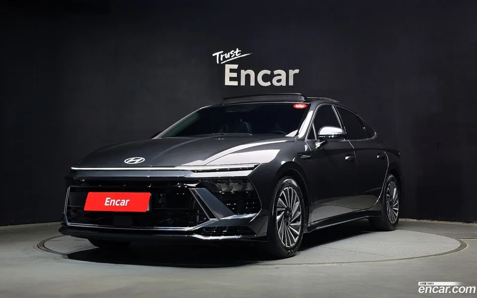 Hyundai Sonata The Edge Hybrid 2024 — фото 1, купить с доставкой в Москву
