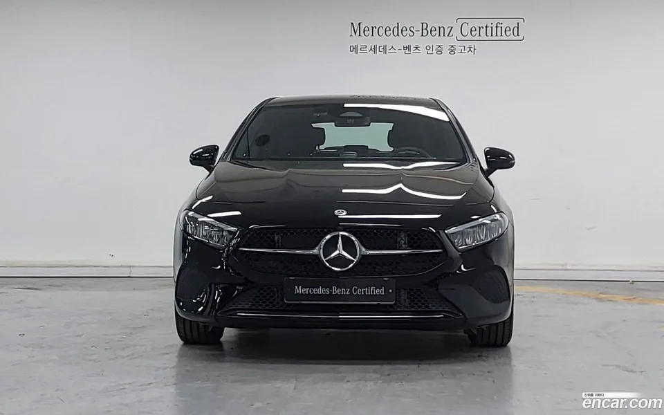 Mercedes-Benz A-Class A220 2025 — миниатюра 3