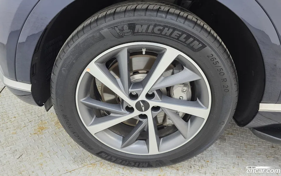 Genesis GV80 2.5T 2WD 2024 — миниатюра 2