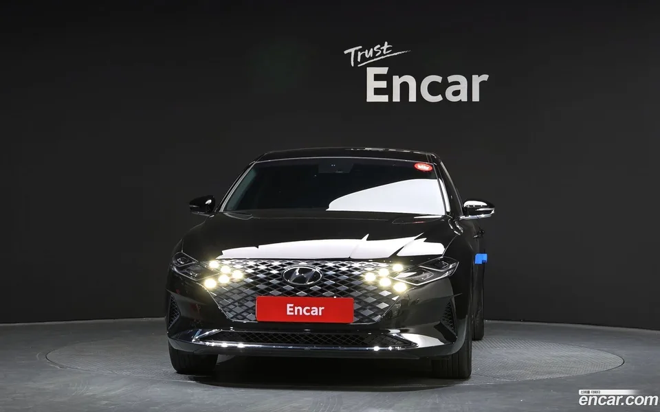 Hyundai Grandeur IG Hybrid 2022 — миниатюра 3