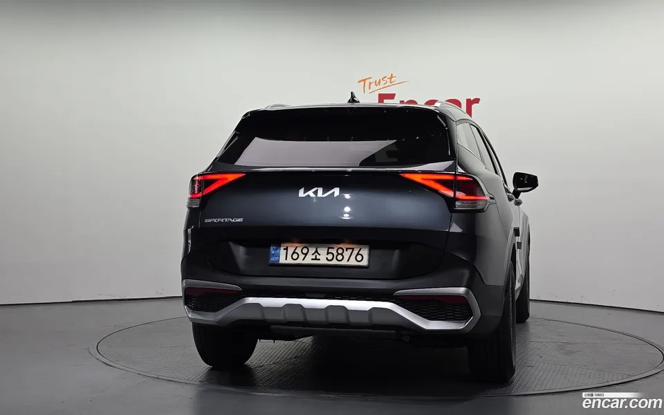 Kia Sportage 1.6 2WD 2022 — миниатюра 4