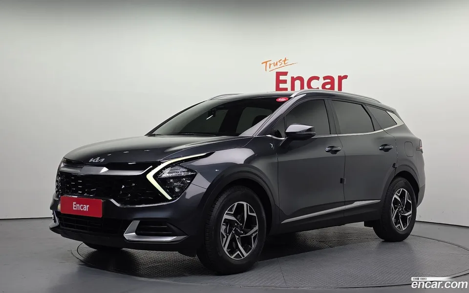 Kia Sportage 1.6 2WD 2022 — фото 1, купить с доставкой в Москву