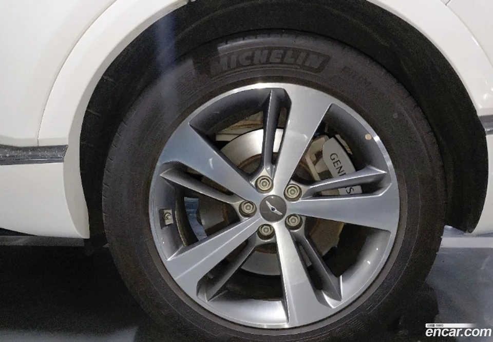 Genesis GV80 2.5T AWD 2023 — миниатюра 2